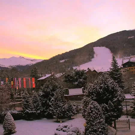 Meuble Sci Sport Otel 3*